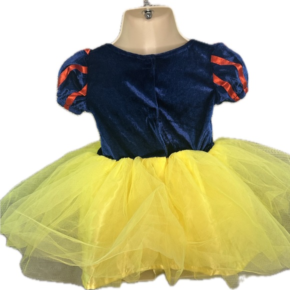 “What a character” Disney’s Snow White dress costume size 12 mo Halloween - Picture 3 of 7